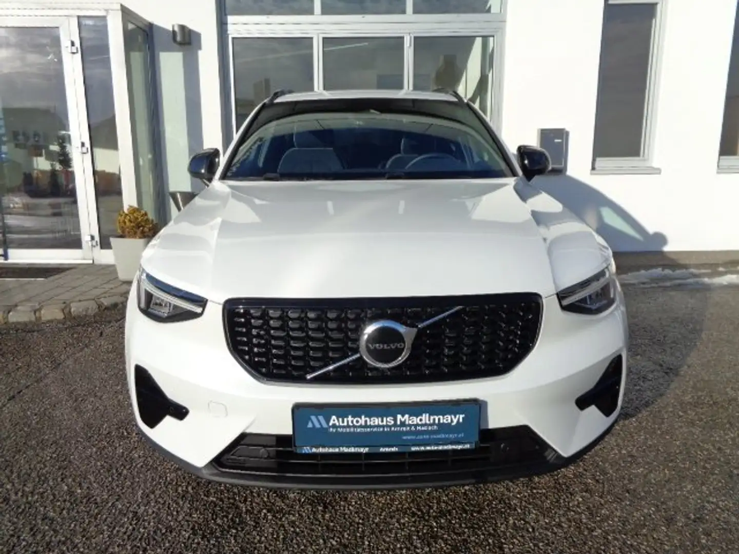 Volvo XC40 Plus Dark Weiß - 1