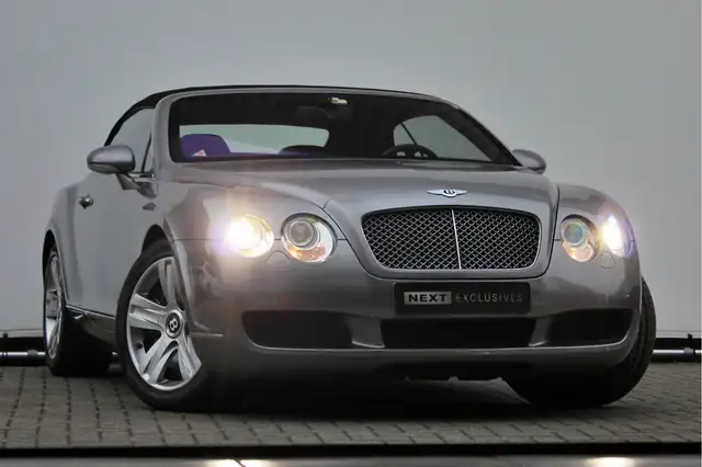 Bentley Continental GTC 6.0 W12 Dealer onderhouden
