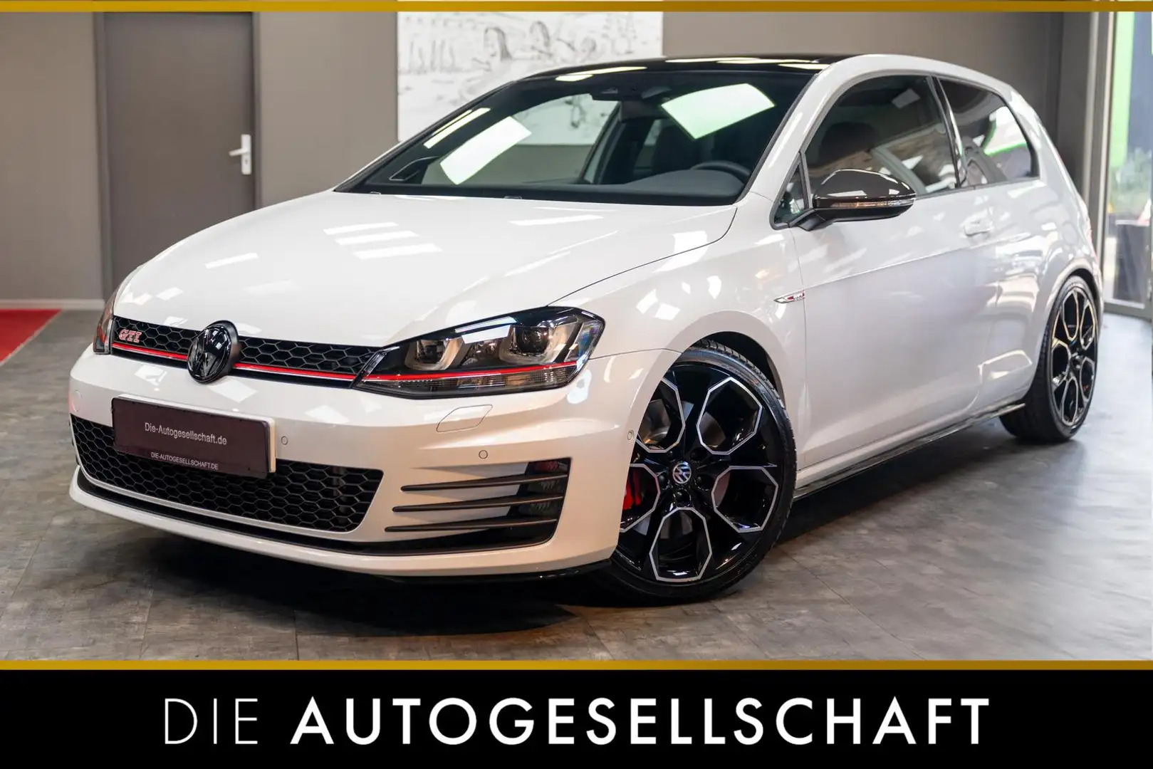 Volkswagen Golf GTI 2.0T DSG Performance*XENON*NAVI*PANO* Weiß - 1