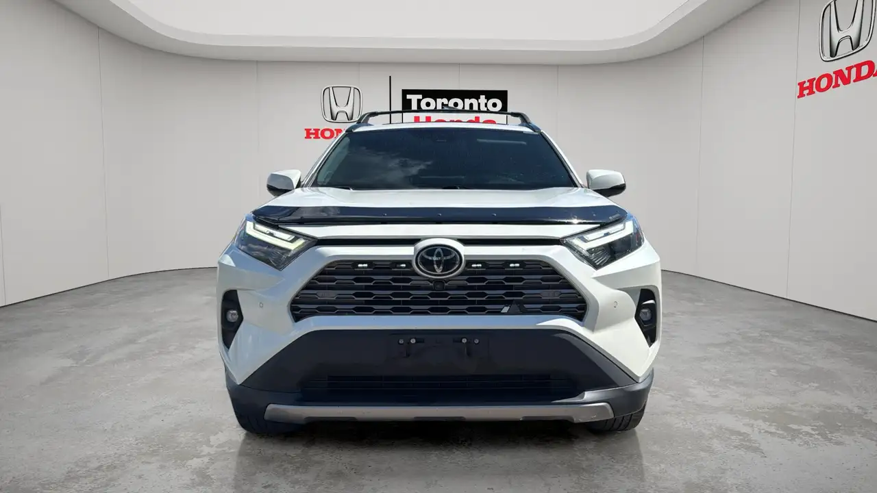 Toyota RAV 4 снимка Toyota RAV 4