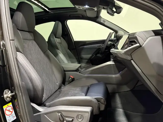 Audi SQ5 view 9