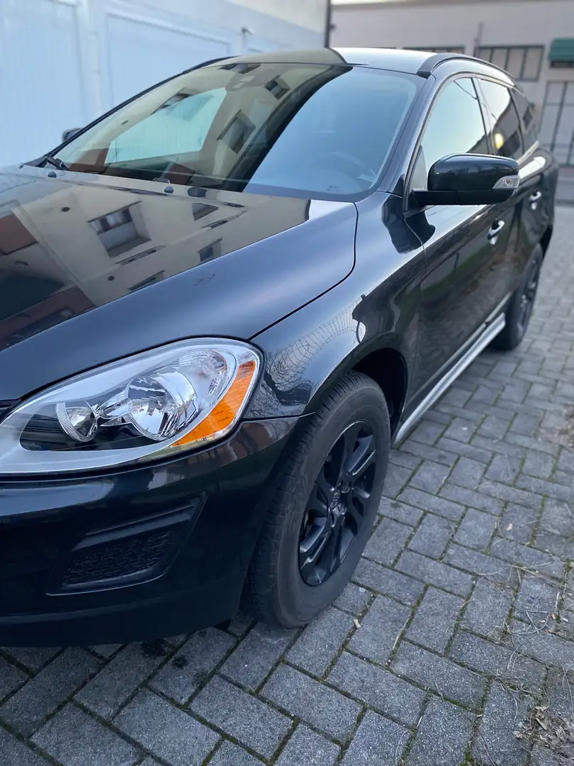 Volvo XC60 2.4 diesel AWD D4 Business Nero - 1