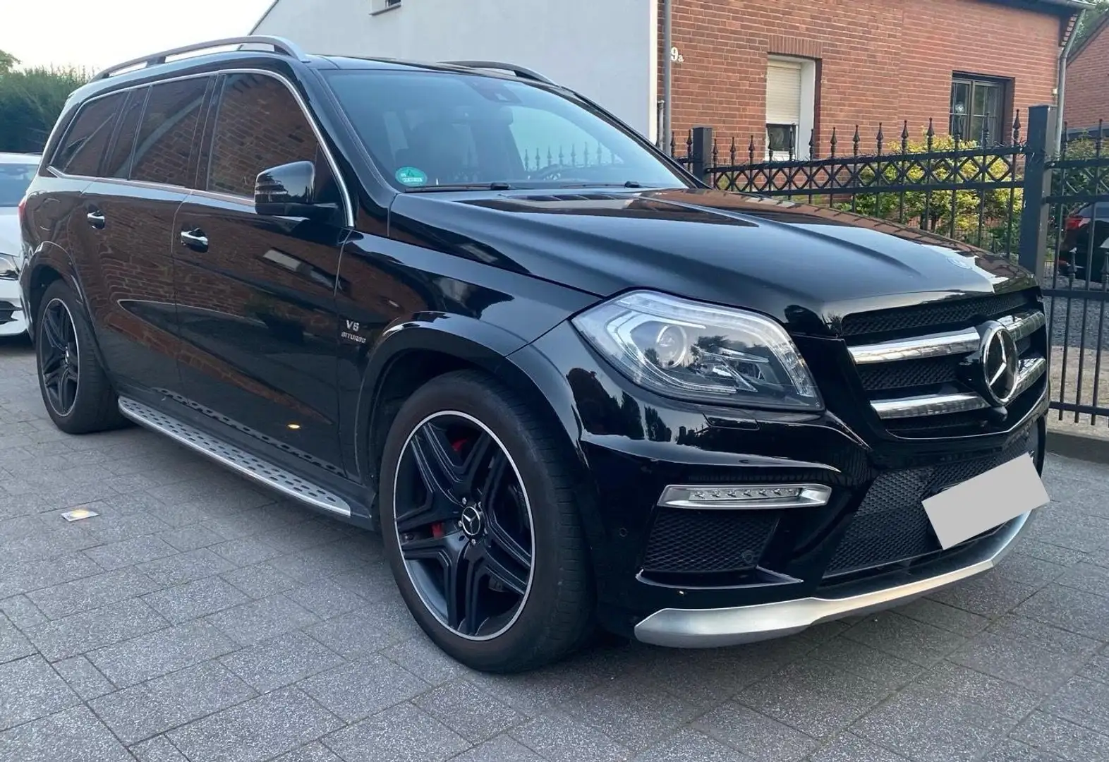 Mercedes-Benz GL 63 AMG GL 63 AMG 4Matic (166.874) Negro - 1