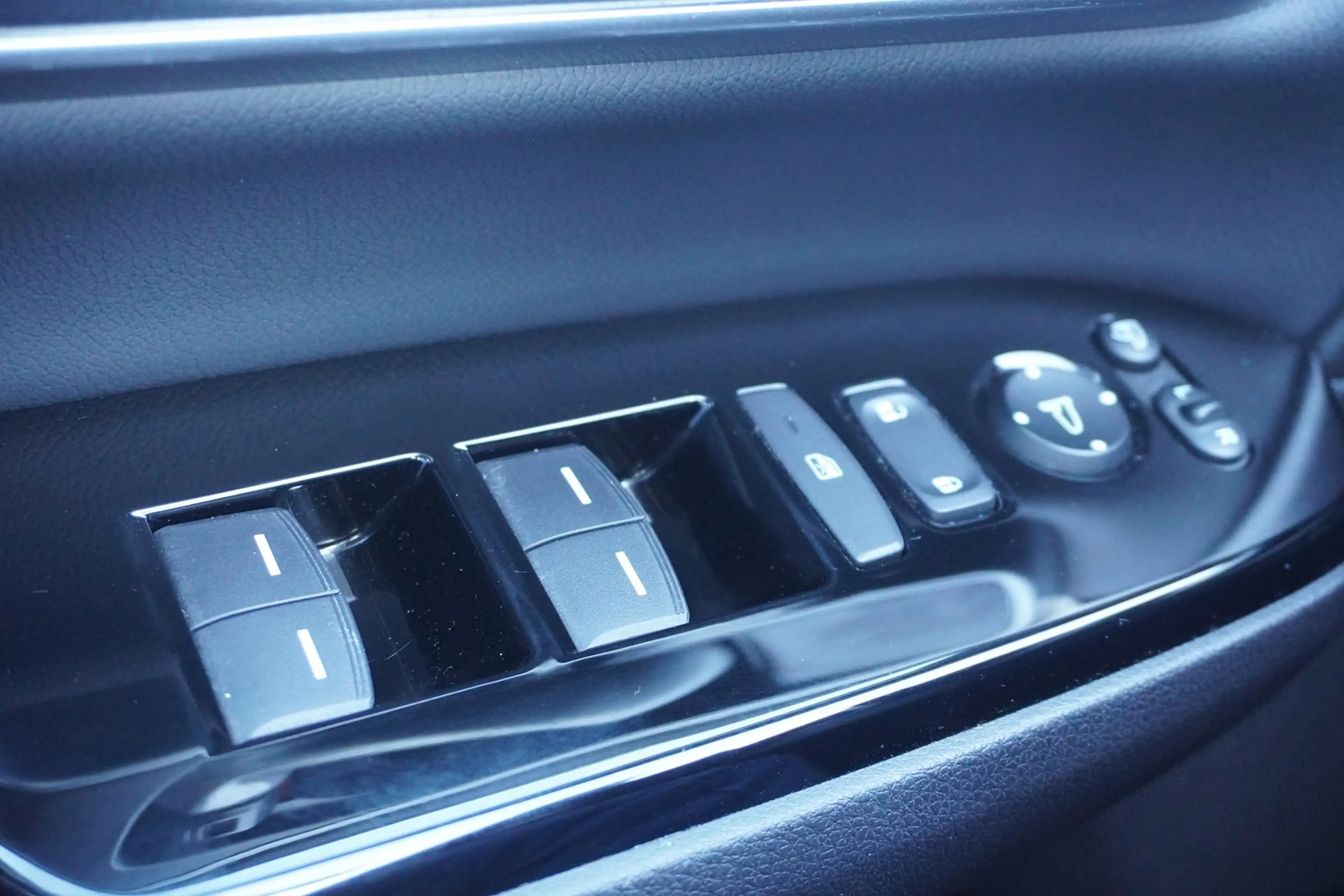 Honda CR-V 2.0 i-VTEC HYBRID 4WD Lifestyle Navi ACC AHK — photo 28