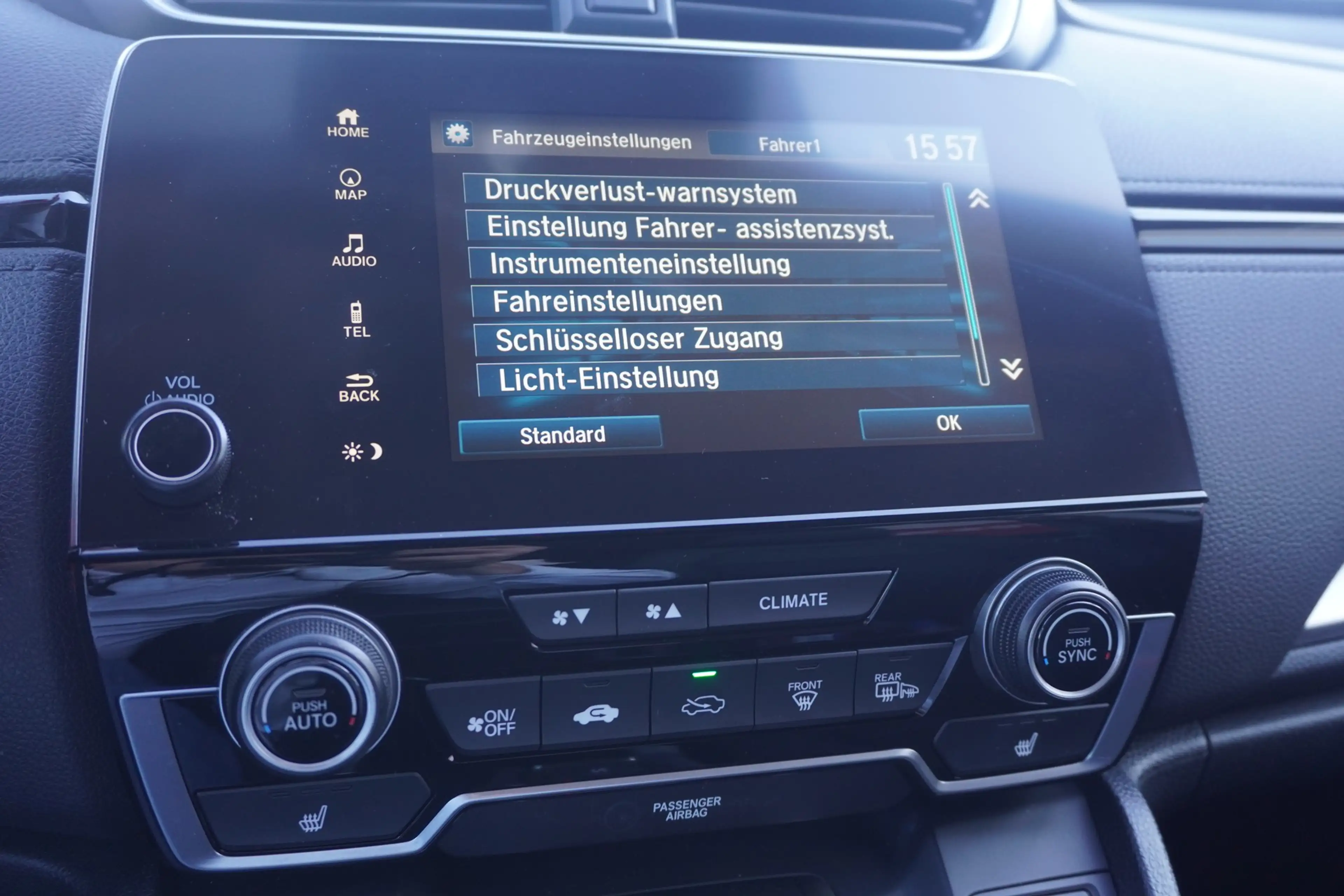 Honda CR-V 2.0 i-VTEC HYBRID 4WD Lifestyle Navi ACC AHK — photo 14
