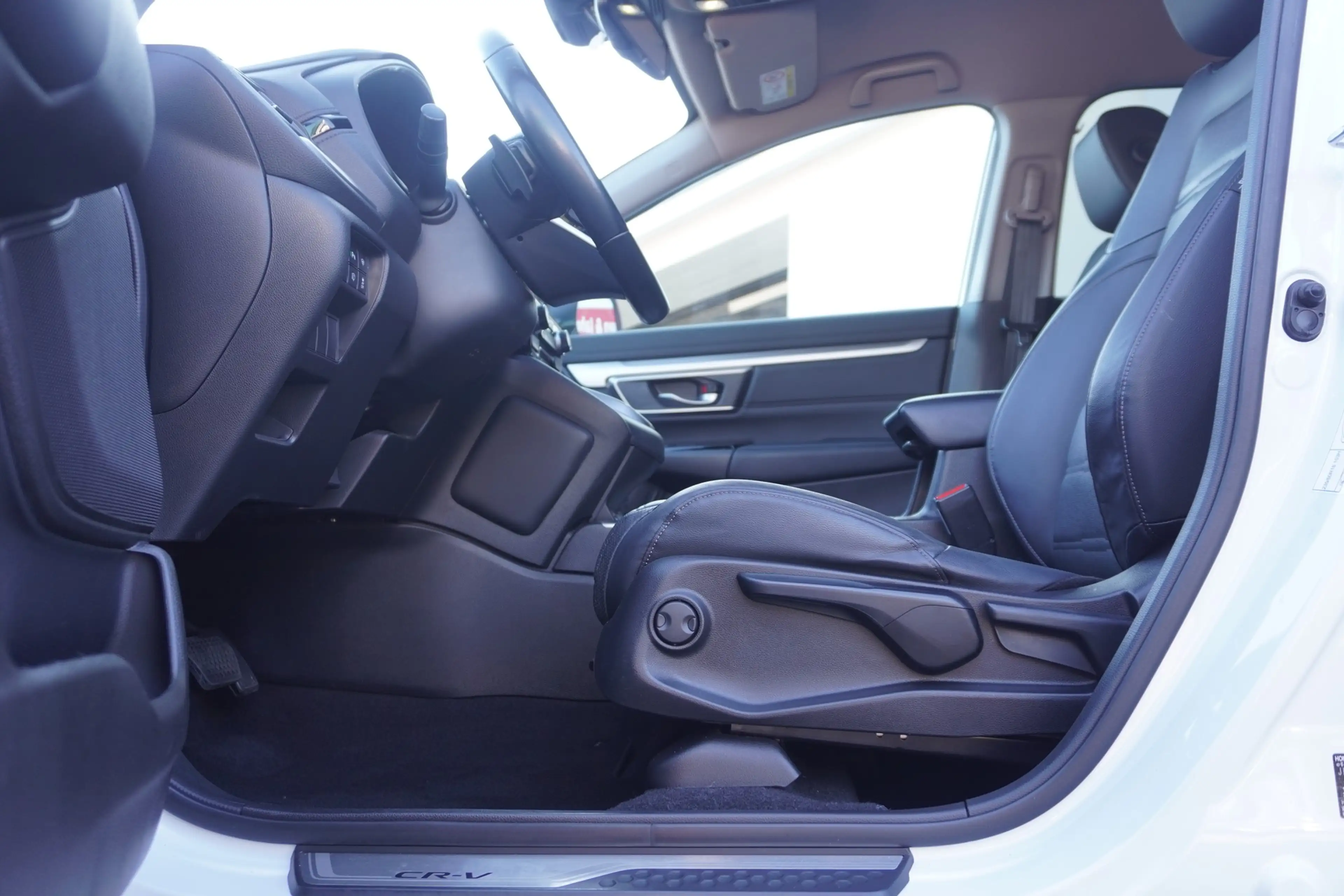 Honda CR-V 2.0 i-VTEC HYBRID 4WD Lifestyle Navi ACC AHK — photo 29