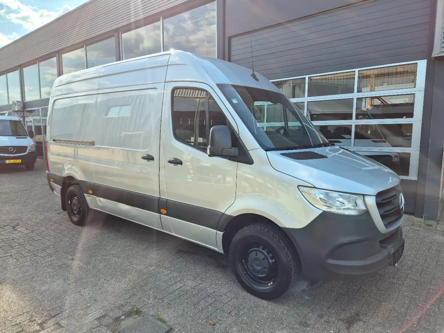 Mercedes-Benz Sprinter 316 CDI L2H2 RWD Euro 6C/ Airco/ Navi Grau - 1