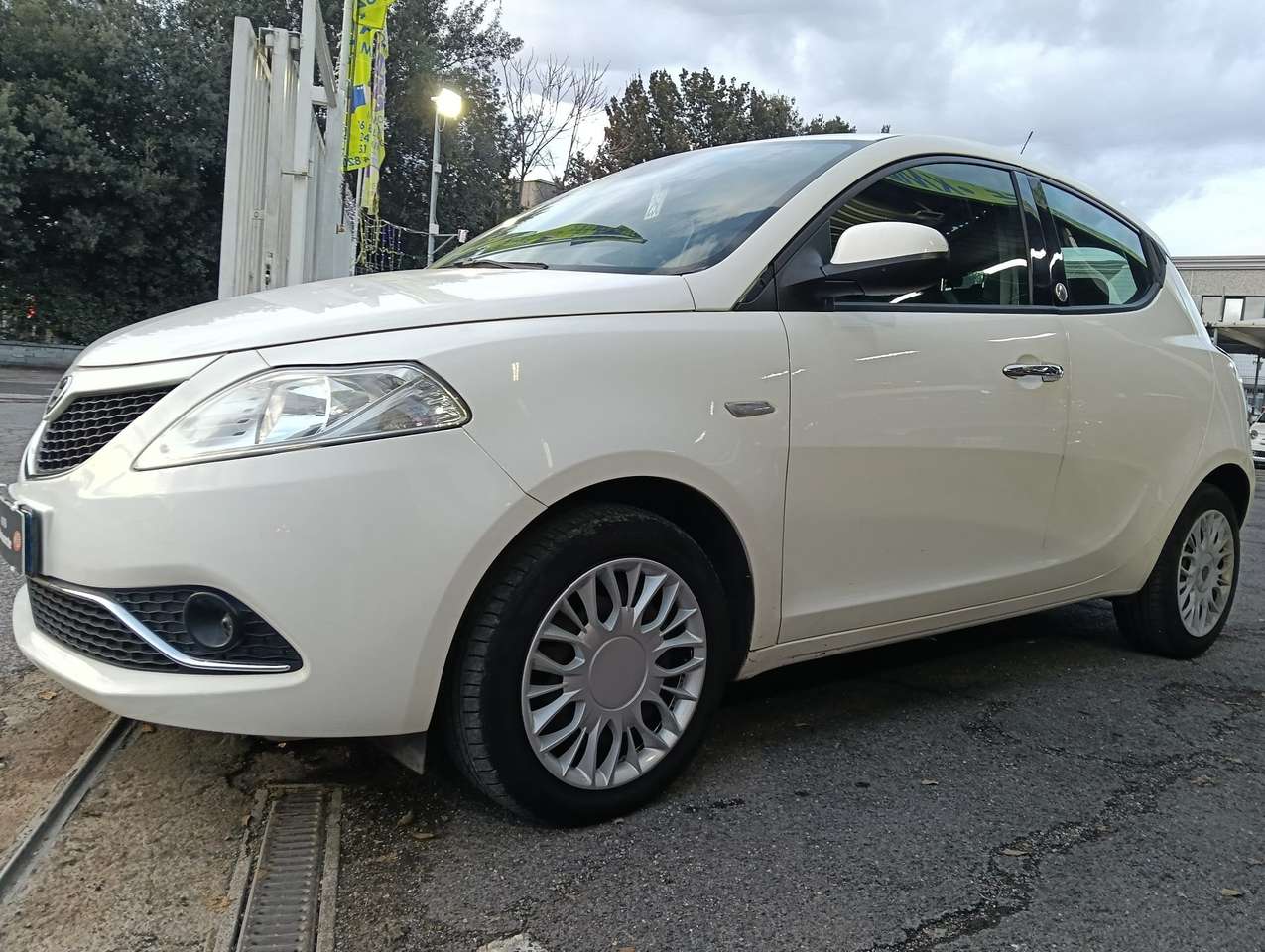 Lancia Ypsilon Ypsilon II 2003 1.3 mjt