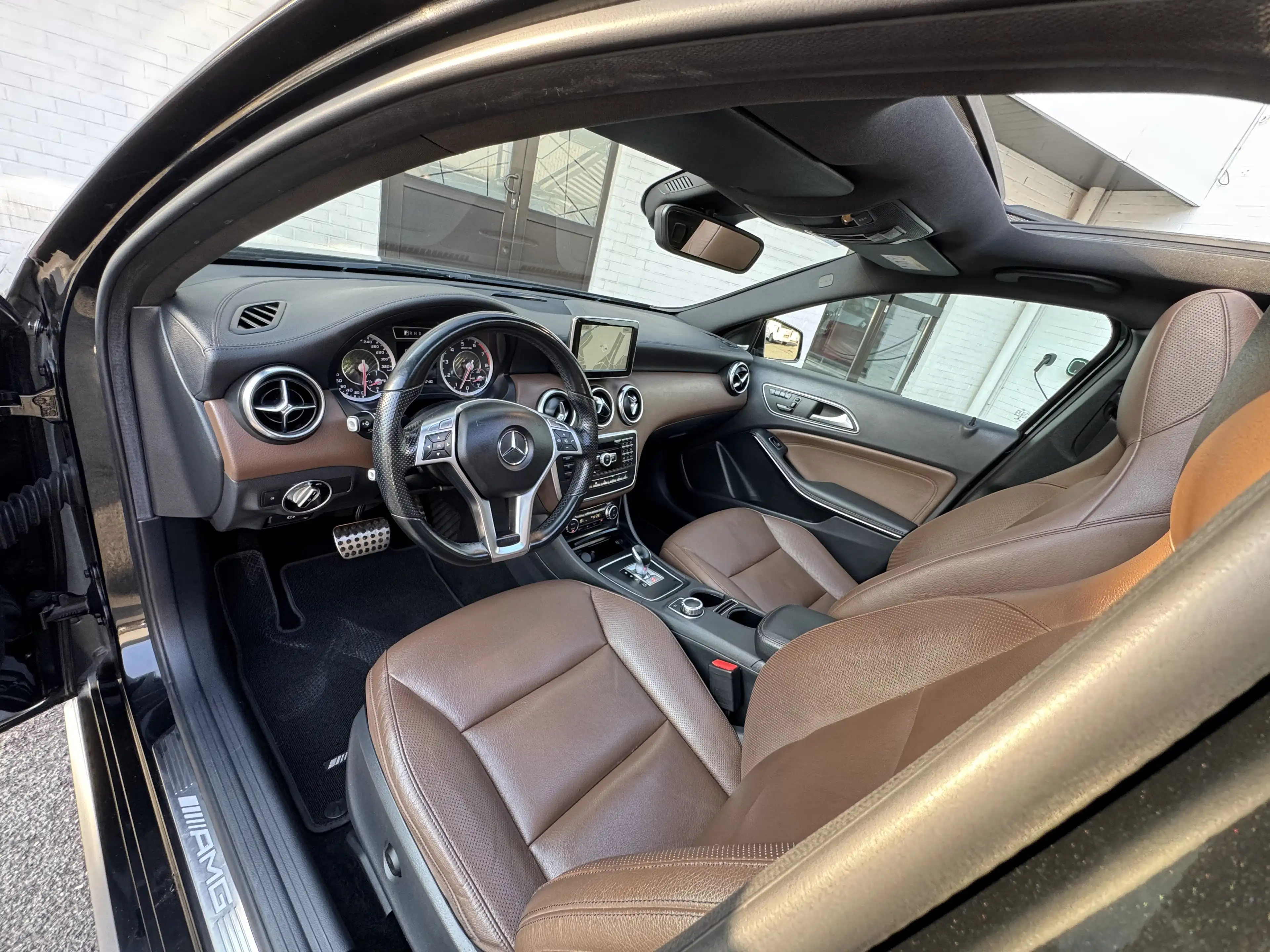 Mercedes-Benz A 45 AMG A 45 AMG 4-Matic — photo 15