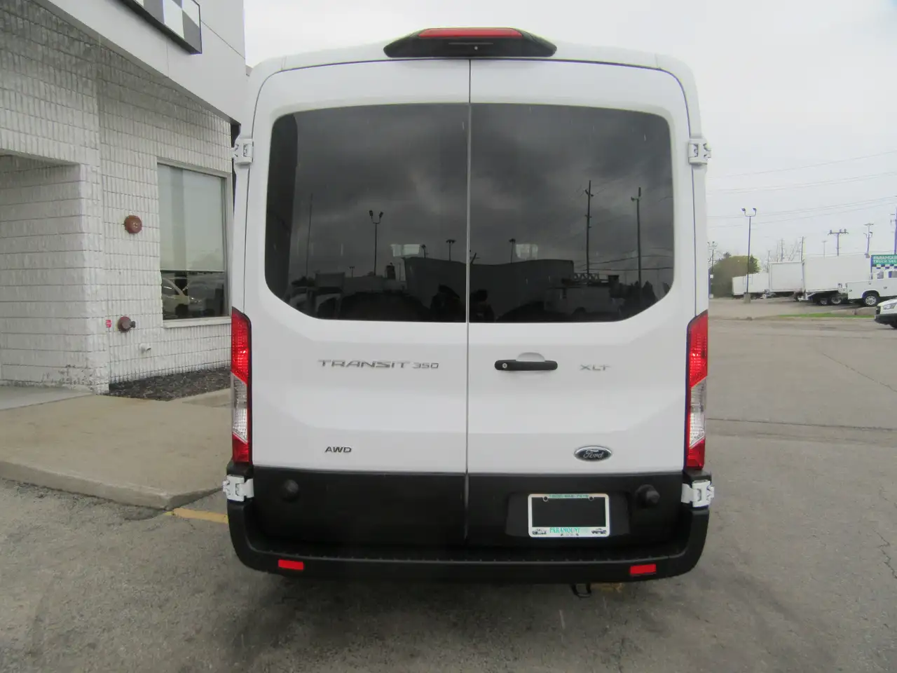 Ford Transit снимка Ford Transit