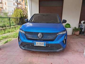 Rafale 1.2 e-Tech phev atelier Alpine 4x4 300cv auto