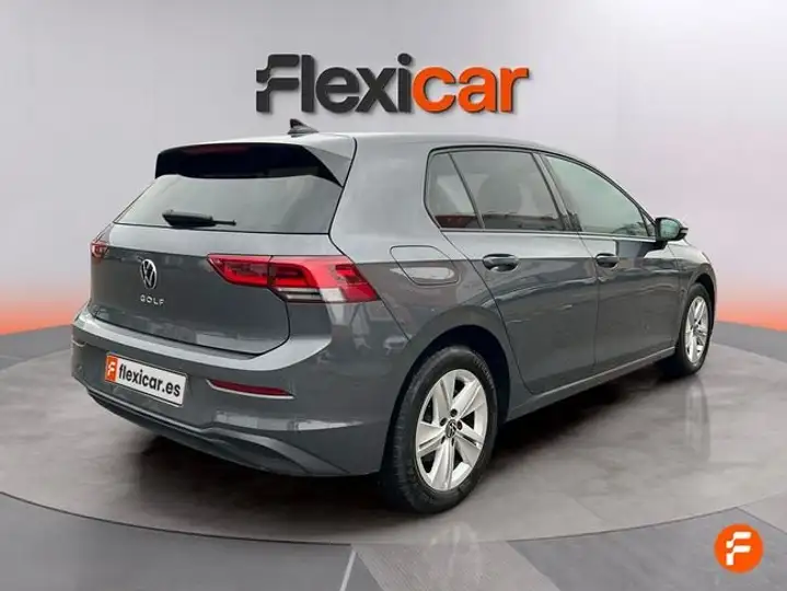 Volkswagen Golf 8 2.0 TDI 2023, foto 5