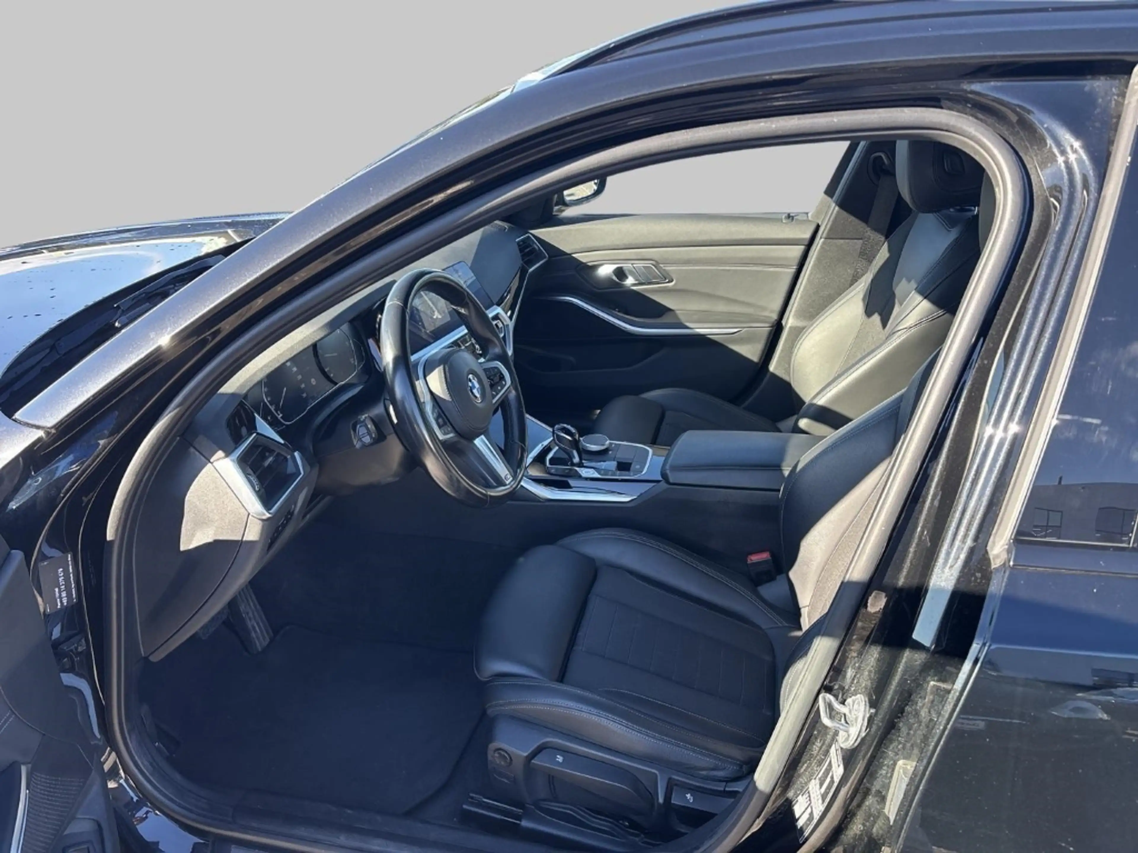 BMW 318 D A Digitales Cockpit Soundsystem Laserlicht LED B — photo 9