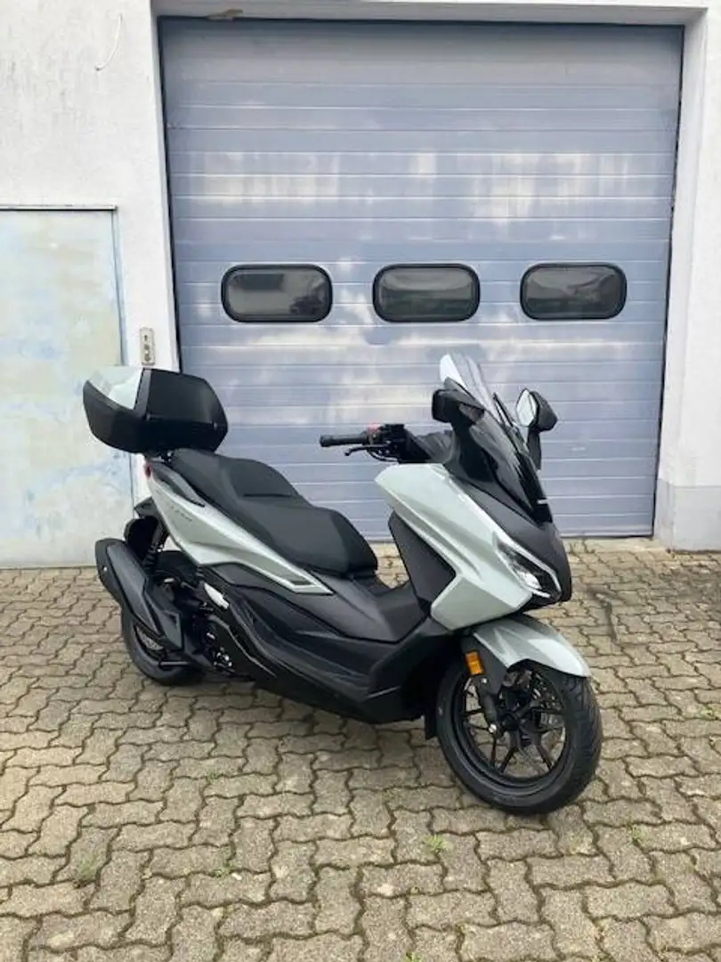 Honda Forza 350 2025 - umfaller - 1