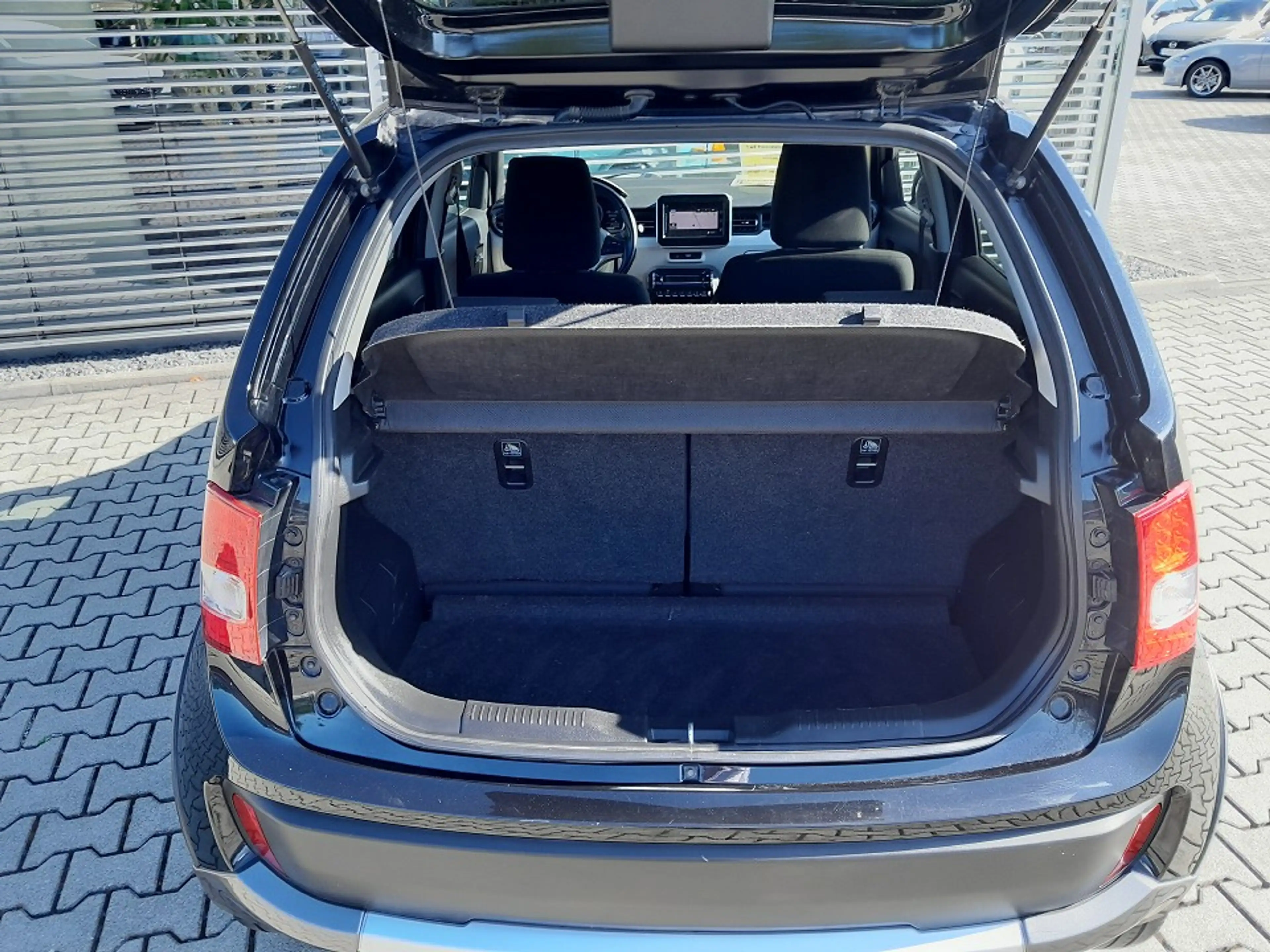 Suzuki Ignis 1.2 Comfort+ 4x4 Navi LED Standheizung (1. Hand!) — photo 6