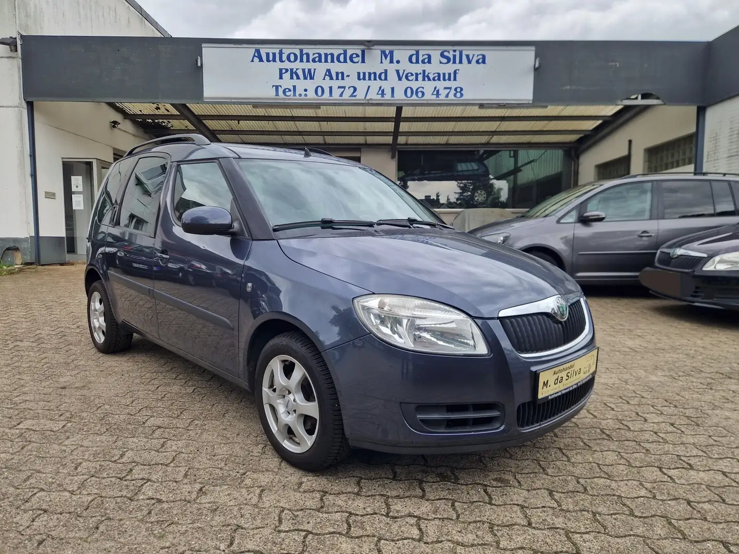 Skoda Roomster Style Plus Edition *TÜV NEU*AHK*Klima*SHZ*PDC* Grijs - 1