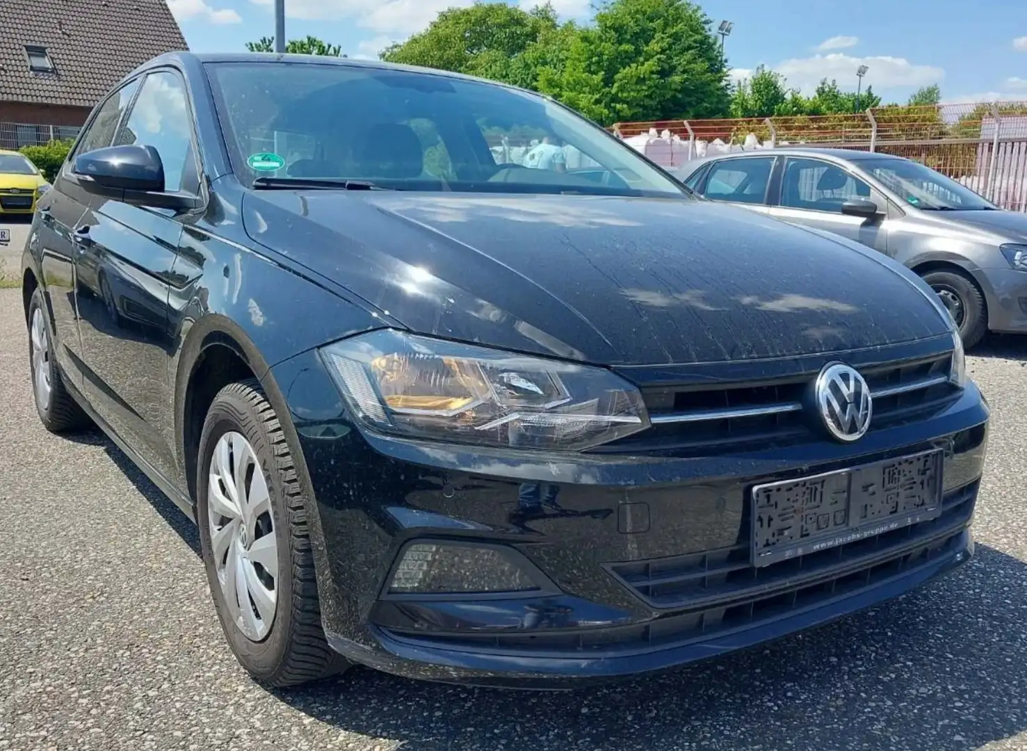 Volkswagen Polo Comfortline Negro - 2