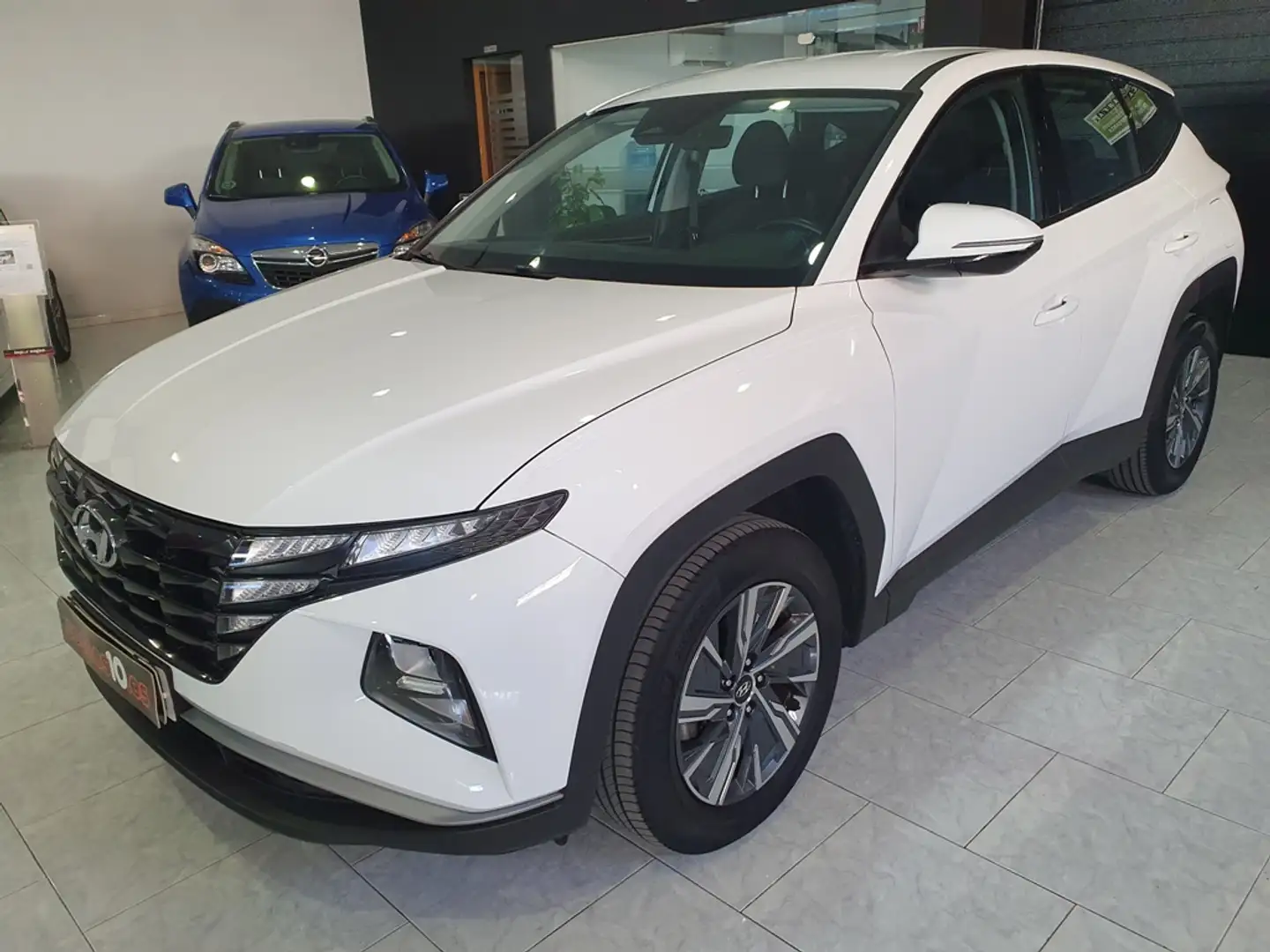 Hyundai TUCSON 1.6 TGDI Klass Safe 4x2 Blanc - 2