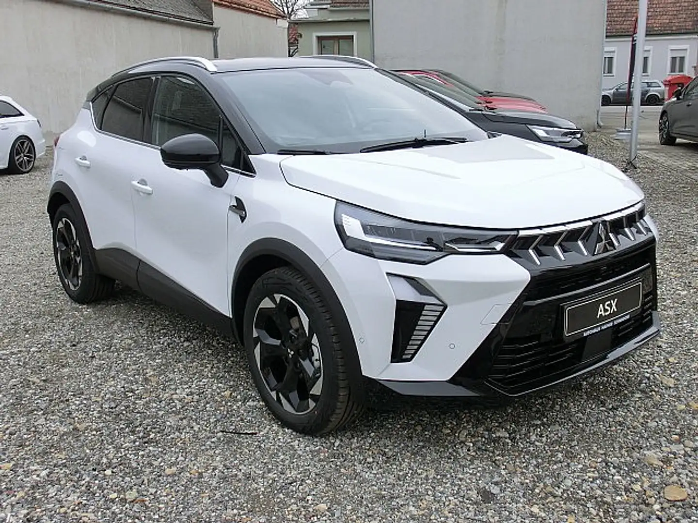 Mitsubishi ASX 1,3 DI-T MHEV Intense YUKI Weiß - 1