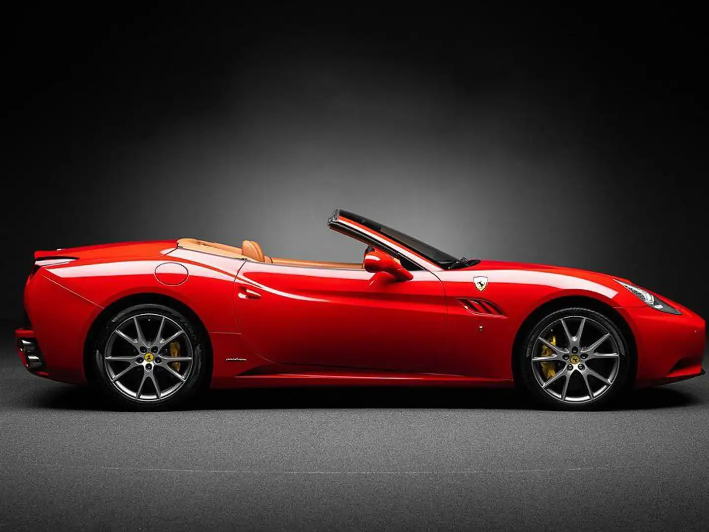 Ferrari California 4.3 V8 460 ch - carbone Rouge - 2