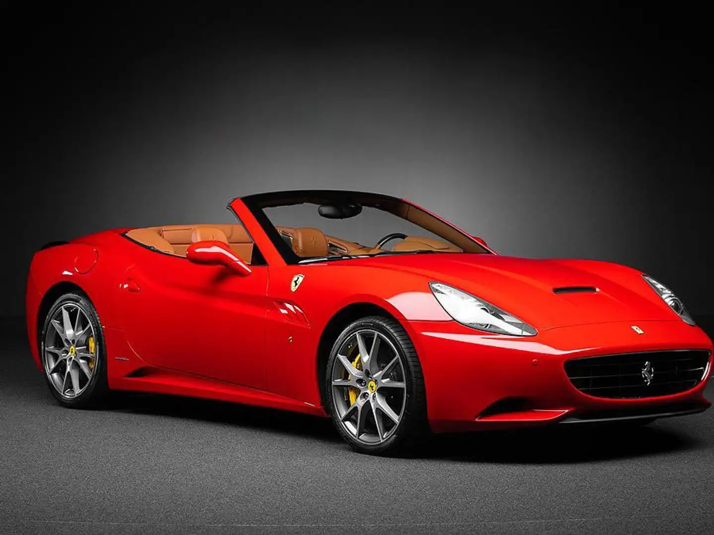Ferrari California 4.3 V8 460 ch - carbone Červená - 1