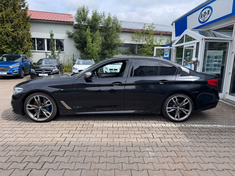 BMW 550 d Limousine  xDrive *Kühlwasser-Verbrauch!* — photo 2