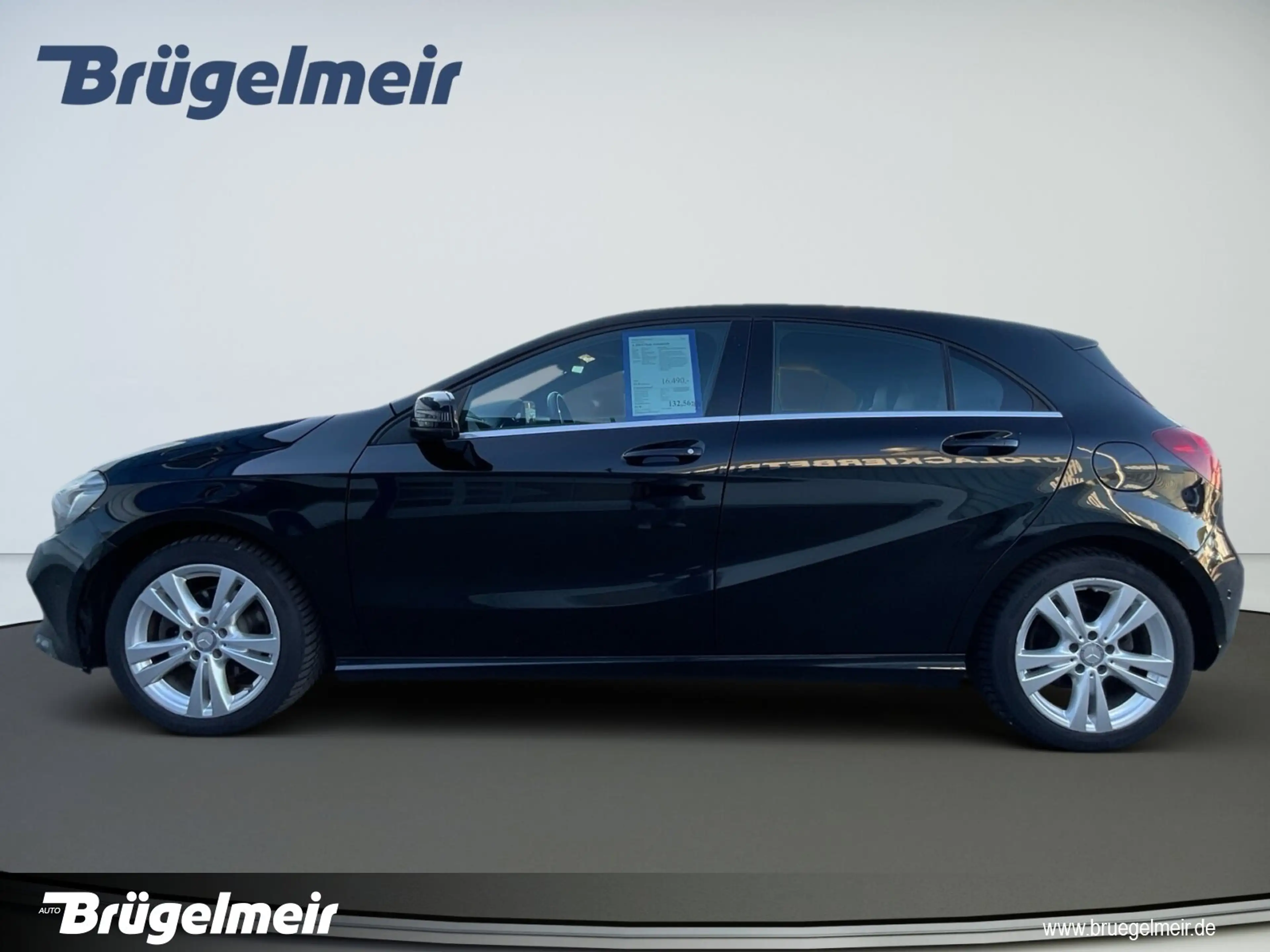 Mercedes-Benz A 200 A 200 Urban Automatik+NAVI+LED+TEILLEDER+SHZ+17" — photo 8