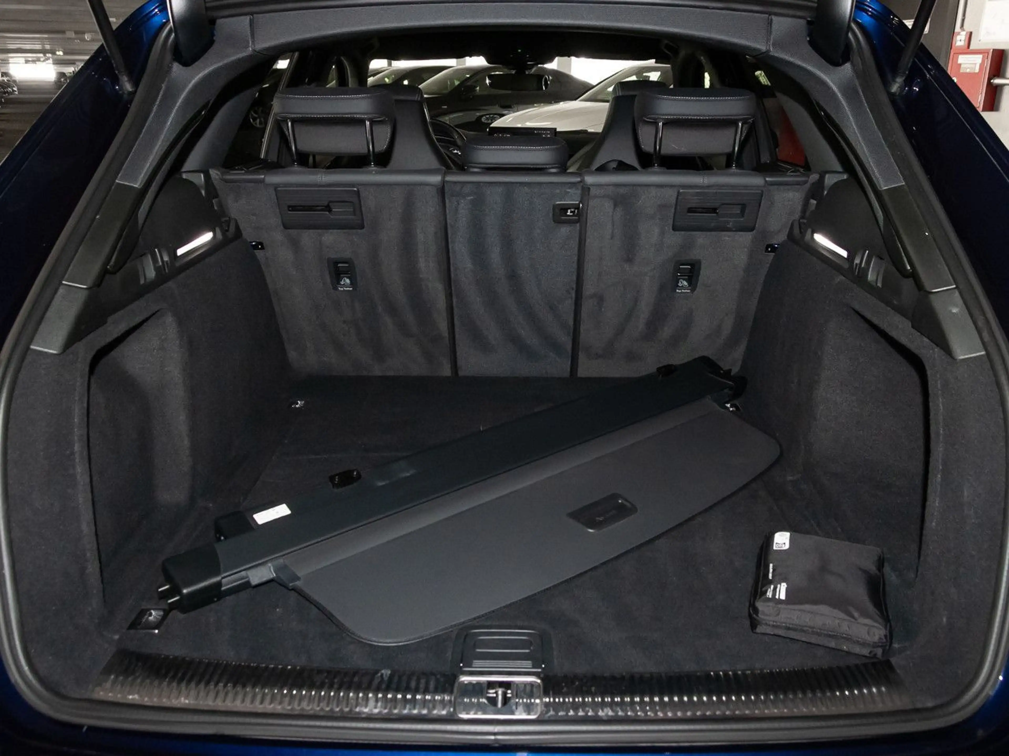 Audi A4 40 TFSI S line Matrix LED ACC Kamera — photo 6