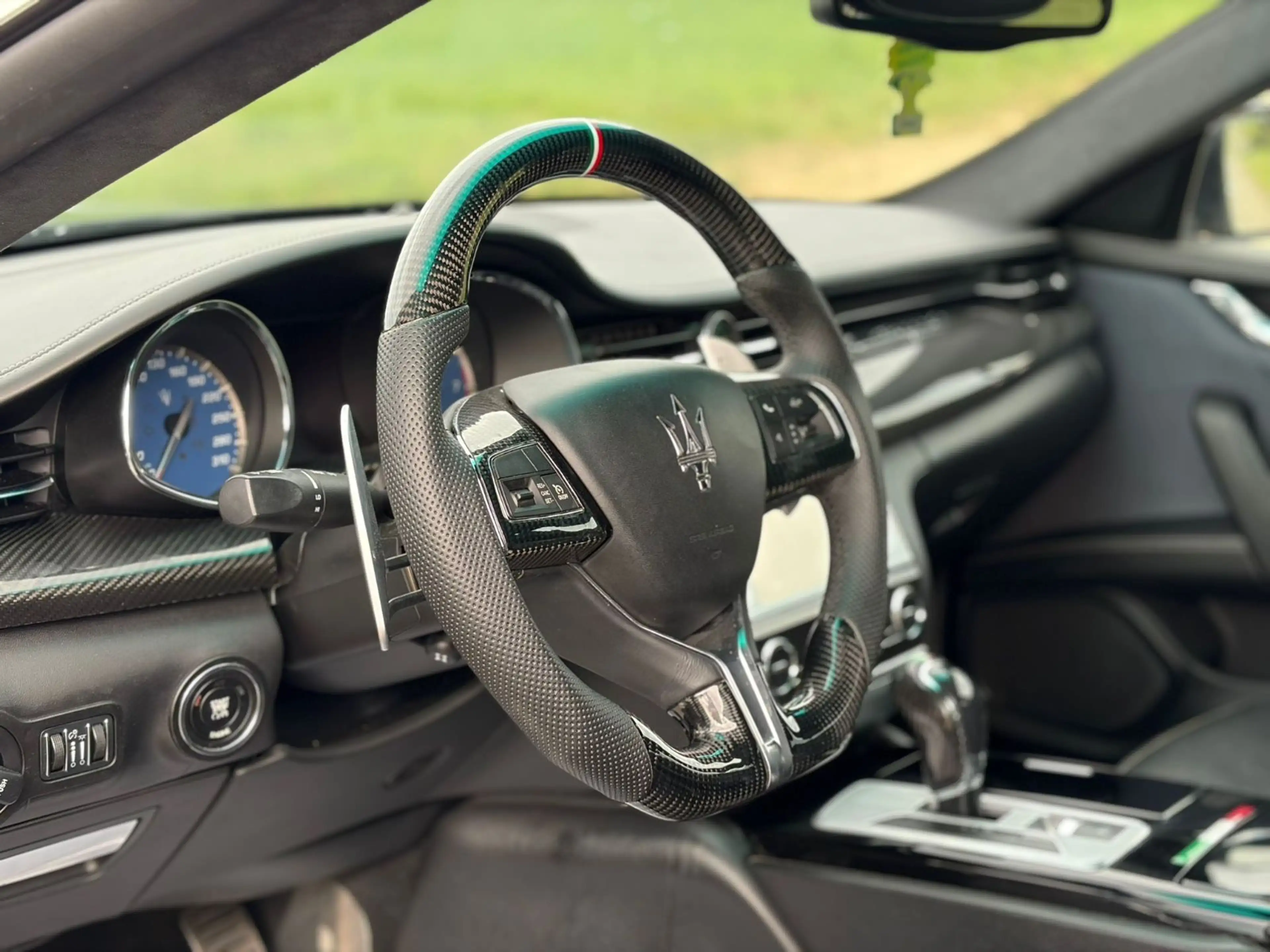 Maserati Quattroporte S Q4 — photo 10