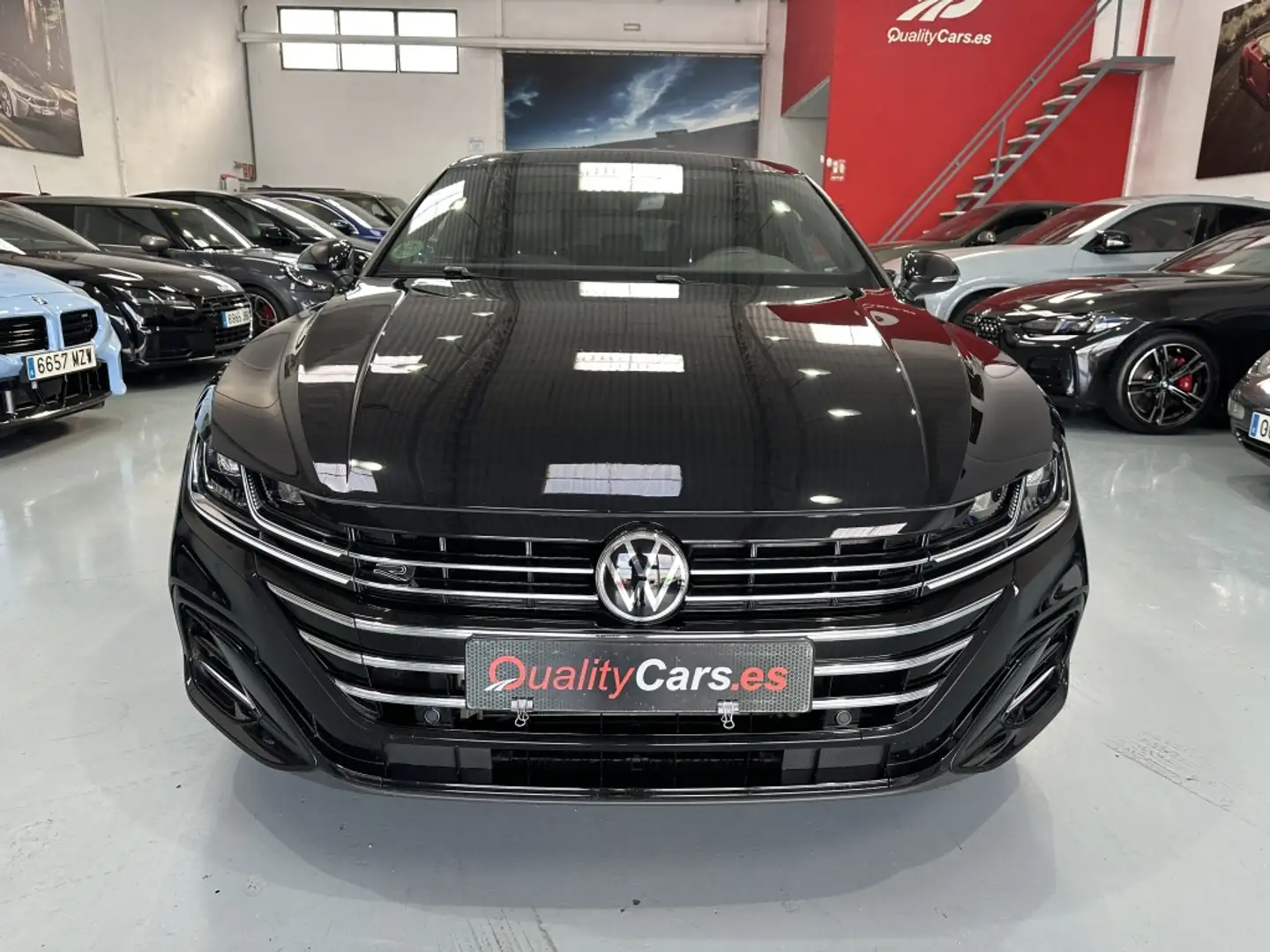 Volkswagen Arteon 2.0TDI R-Line DSG7 110kW Negro - 2