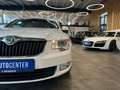 Skoda Superb Combi Elegance *1. Hand*Xenon*Klima*Navi* Weiß - thumbnail 3