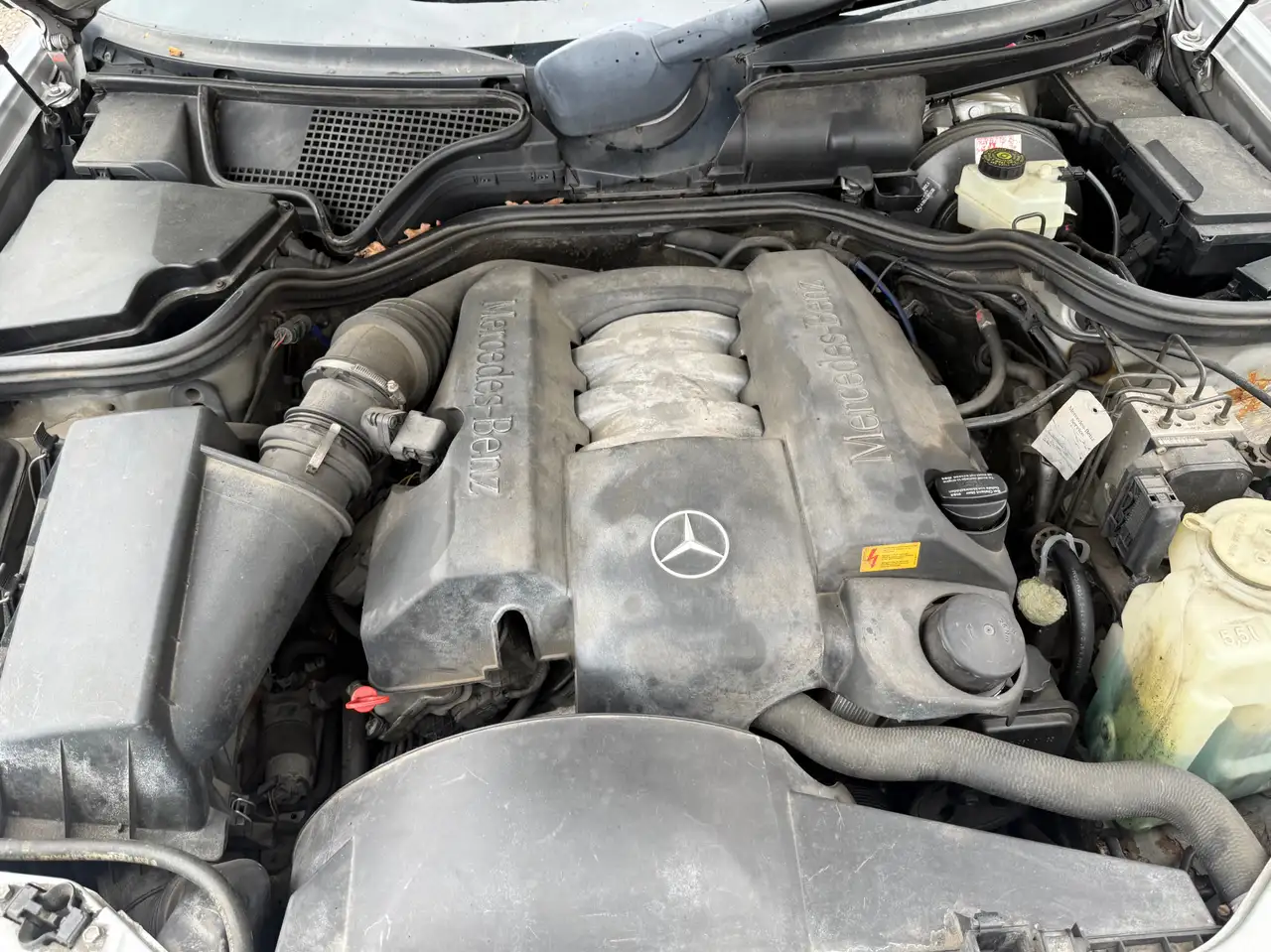 Mercedes-Benz E 240 Avantgarde, foto 9