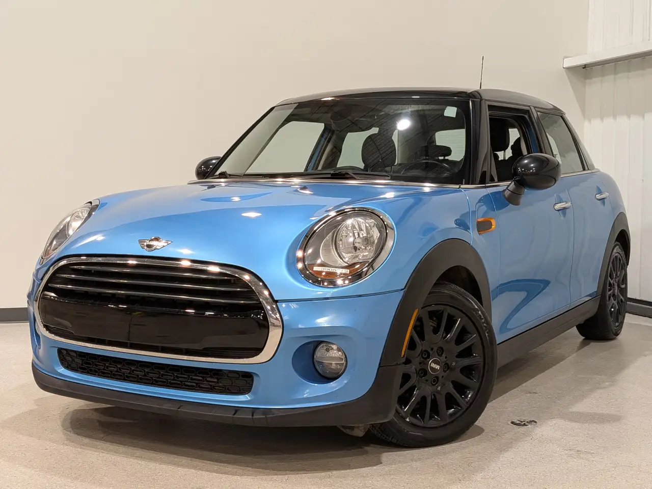 2016 MINI Cooper Hardtop