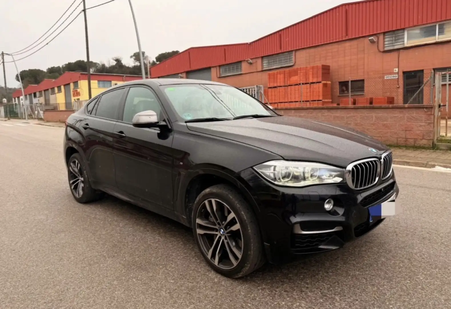 BMW X6 xDrive M50dA Zwart - 1