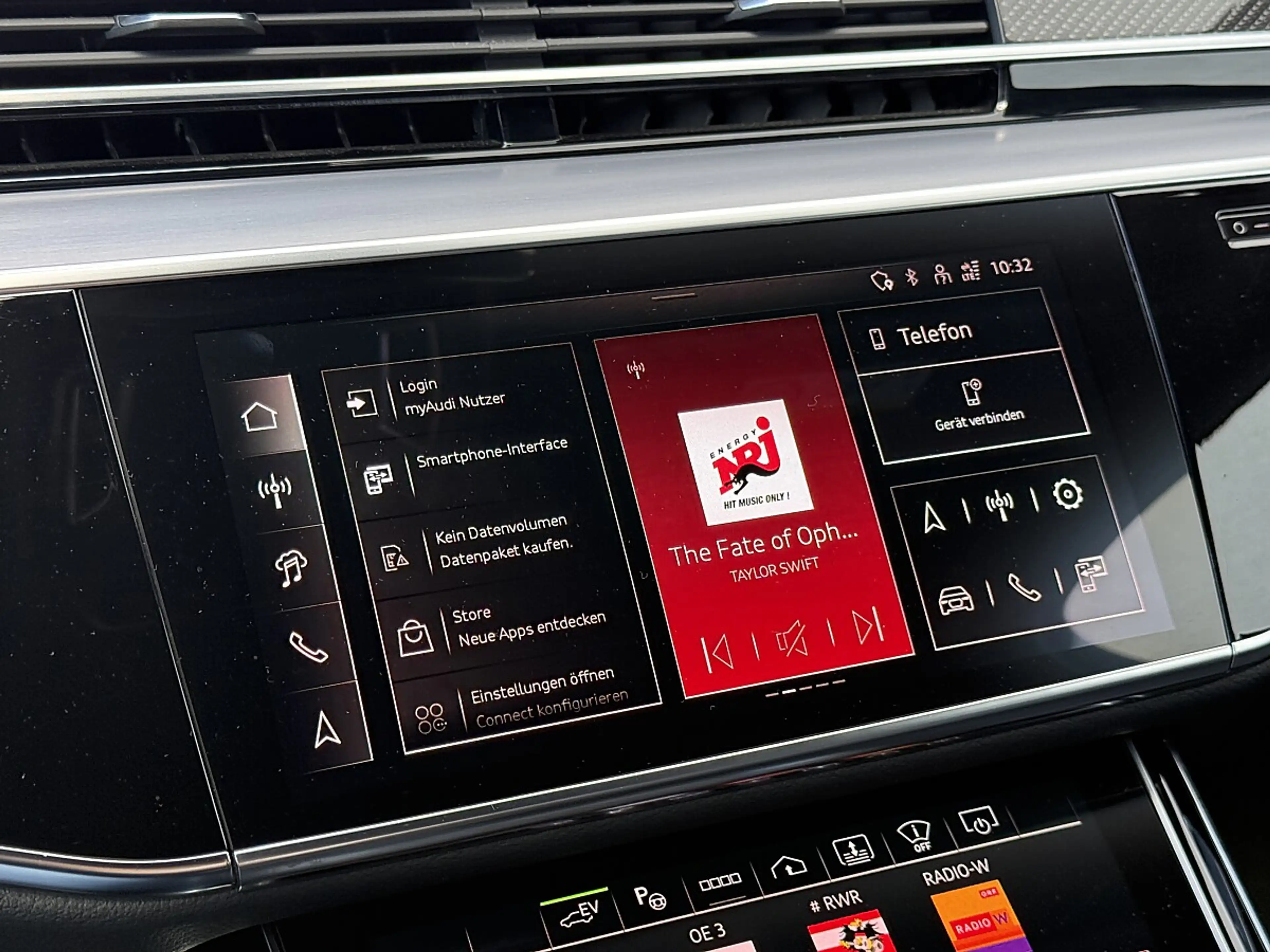 Audi A8 60TFSI e quattro |Panorama| HeadUp |Nachtsicht| — photo 27