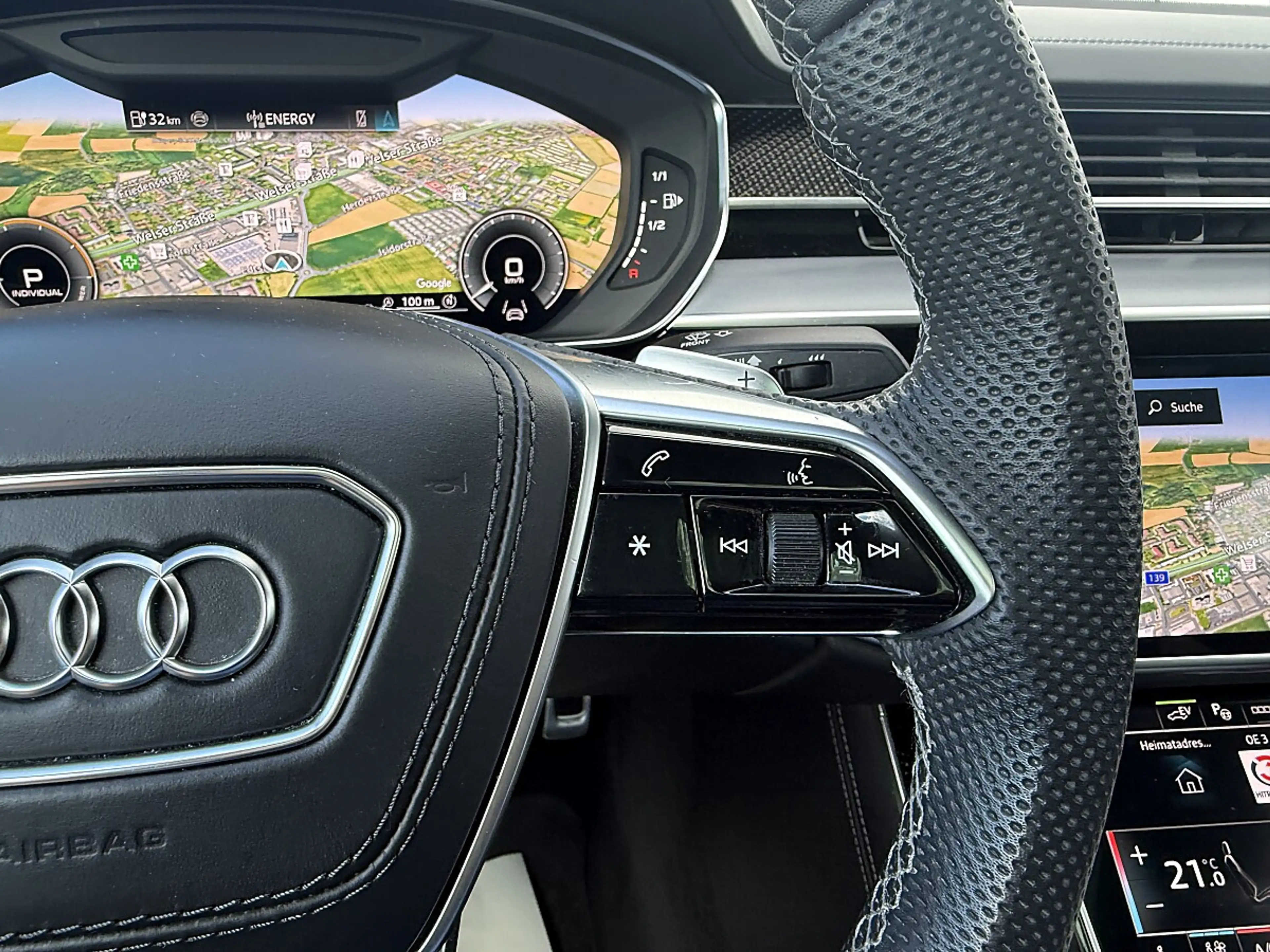 Audi A8 60TFSI e quattro |Panorama| HeadUp |Nachtsicht| — photo 21