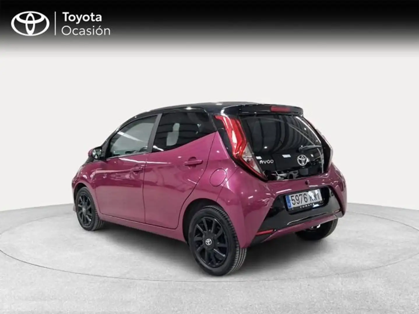 Toyota Aygo 70 x-cite Burdeos - 2