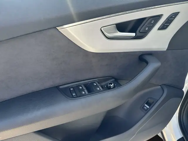 Audi Q7 50 TDI quattro S line Ansicht 16
