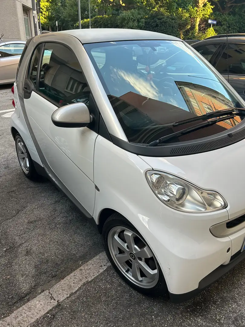 smart forTwo Fortwo II 2007 1.0 mhd Passion 71cv FL Bianco - 1