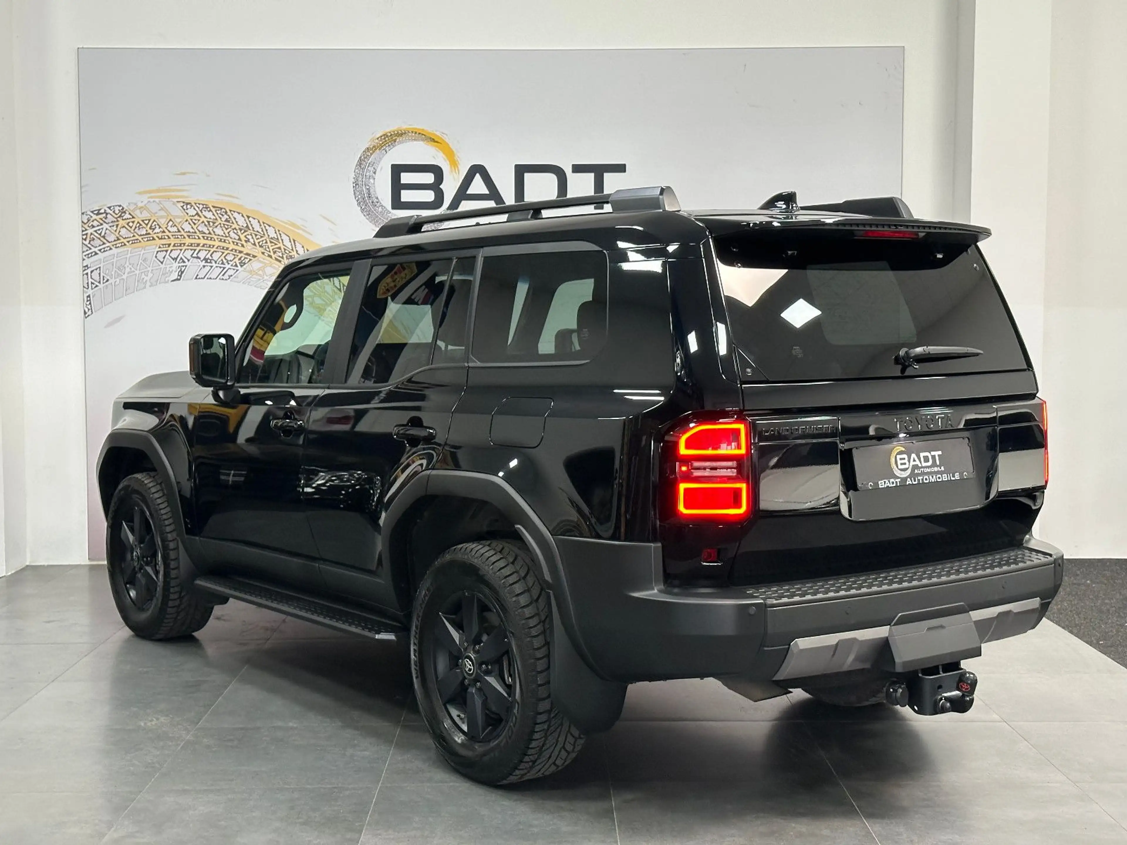 Toyota Land Cruiser 2,8 D-4D 151 kW AWD Executive EXPOR — photo 13
