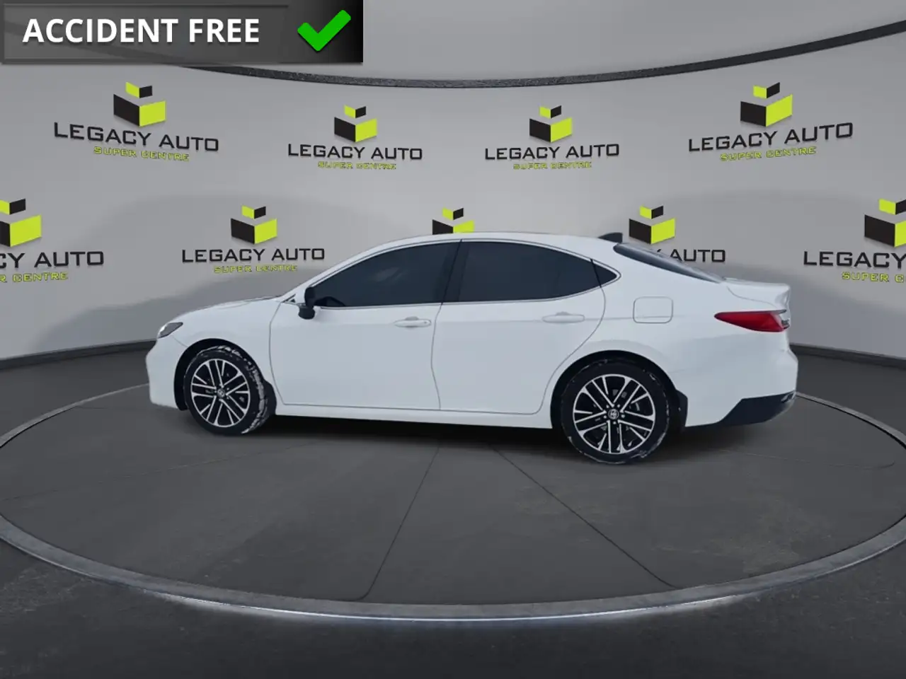 Toyota Camry снимка Toyota Camry