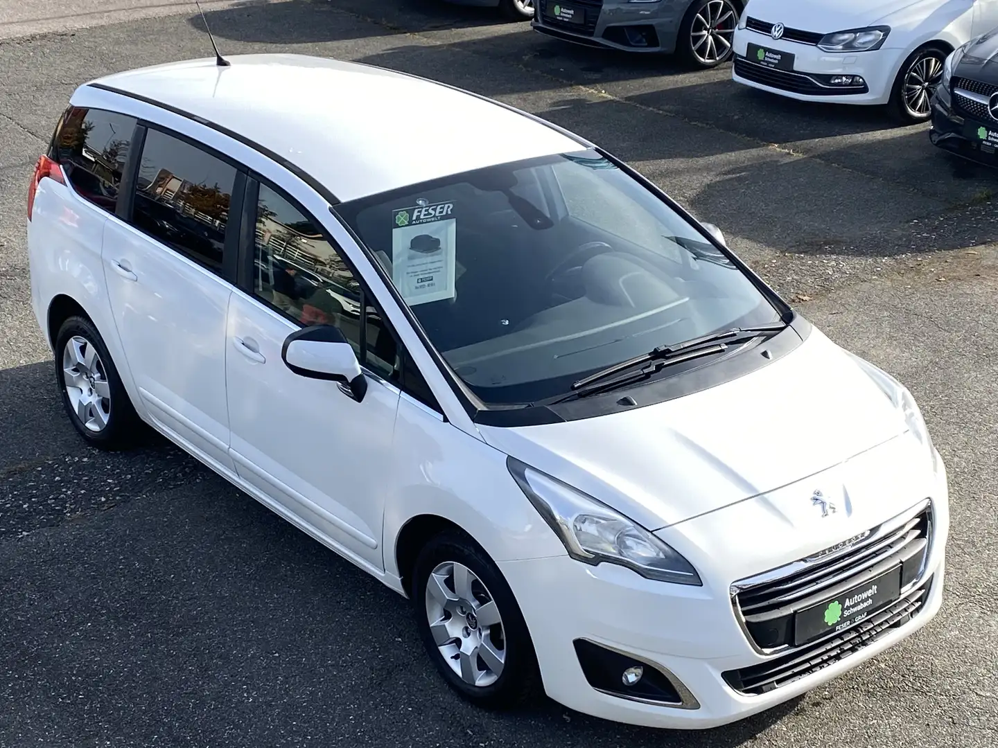 Peugeot 5008 1.6 BlueHDi KLIMA PDC BLUETOOTH Weiß - 1