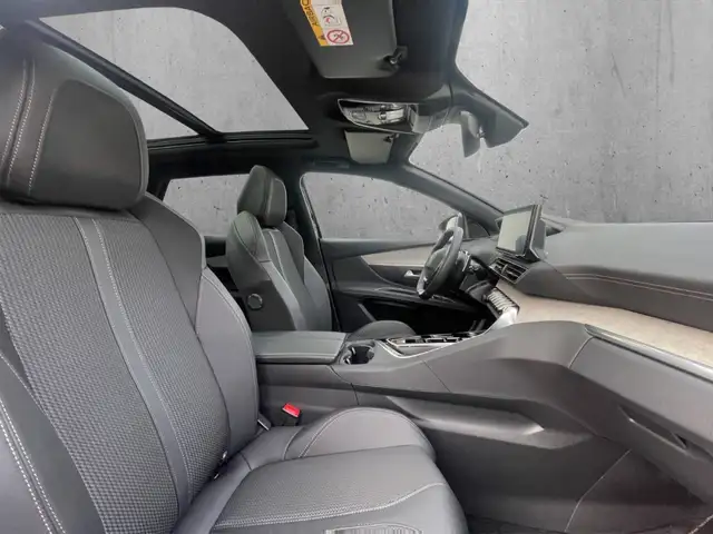 Peugeot 3008 view 13