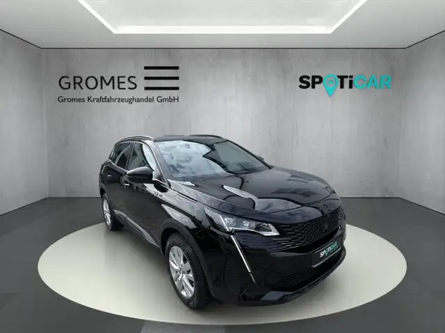 Peugeot 3008 main image