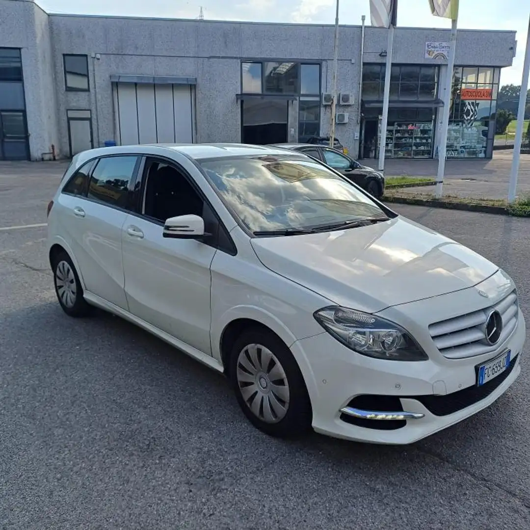 Mercedes-Benz B 200 B 200 c (ngd) Executive - 1