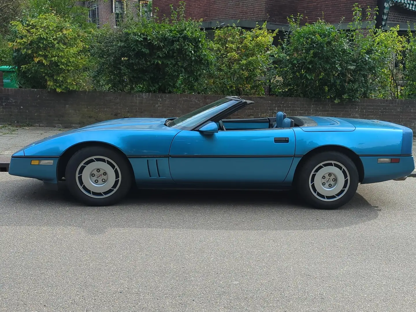 Chevrolet Corvette 5.7 Convertible Blauw - 1