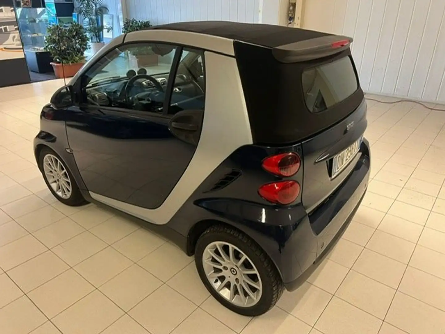smart forTwo Cabrio 71 hp servosterzo blu Pozzi Modrá - 2