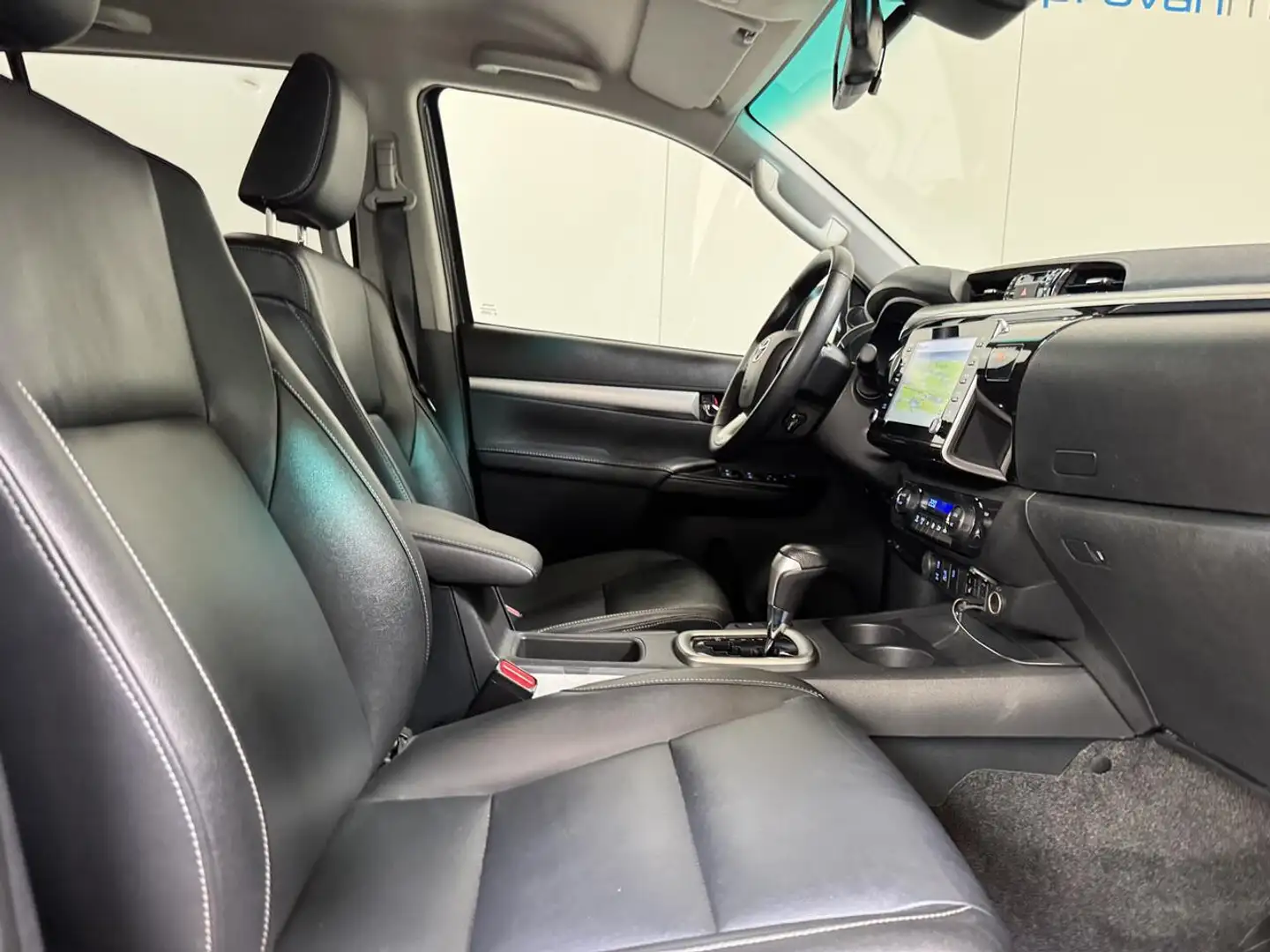 Toyota Hilux 2.8 D AWD Autom. - GPS - Airco - Topstaat! 1Ste... Сірий - 2