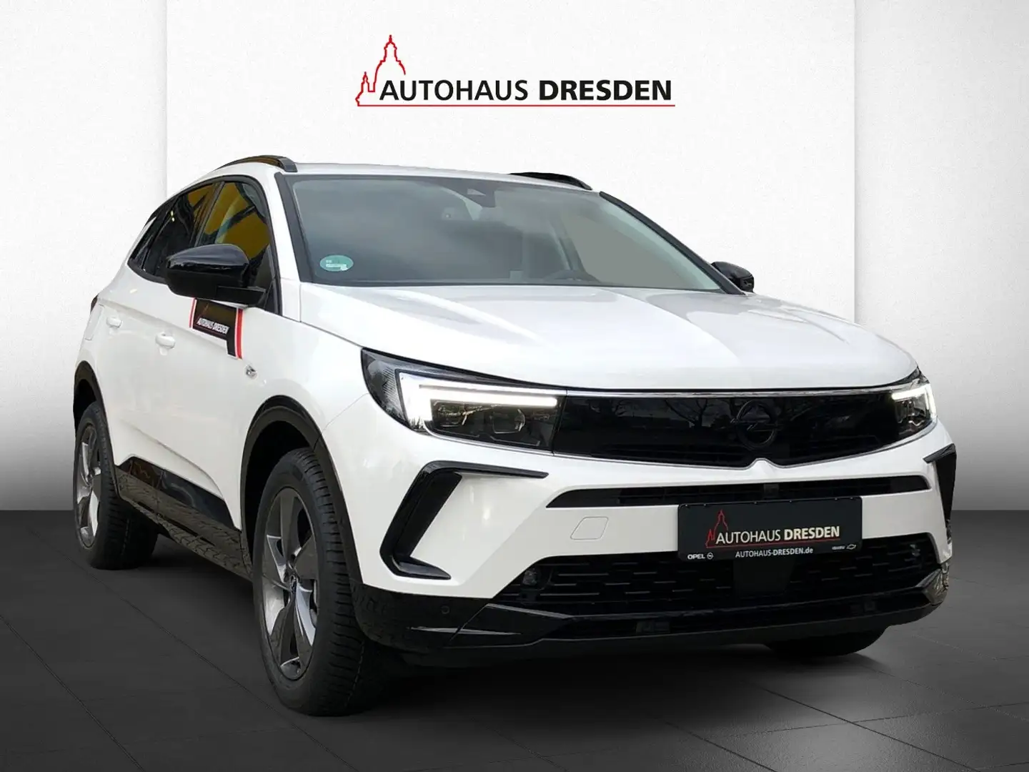 Opel Grandland 1.2 Turbo GS *MATRIX*NAVI*ACC Fehér - 2