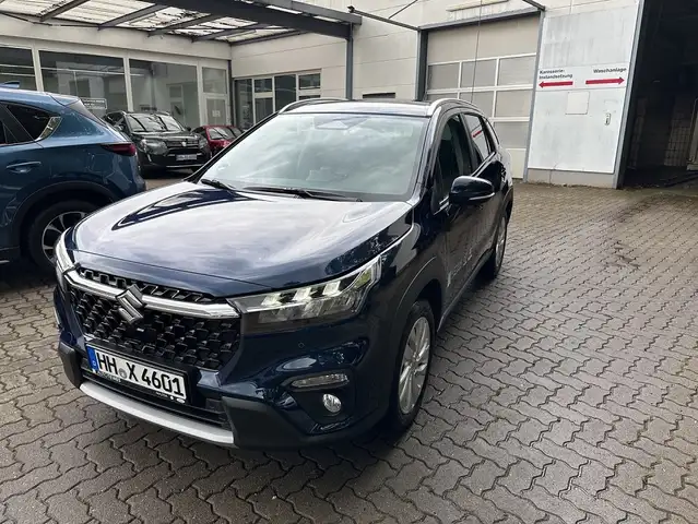 Suzuki S-Cross